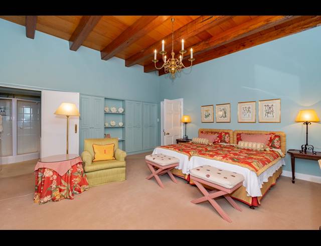 4 BEDROOM HOUSE RENTED IN GARDENS